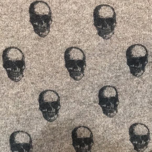 360 Skull Cashmere Cara Jack Brown Skull Print Cashmere Sweater Size S - Picture 11 of 13